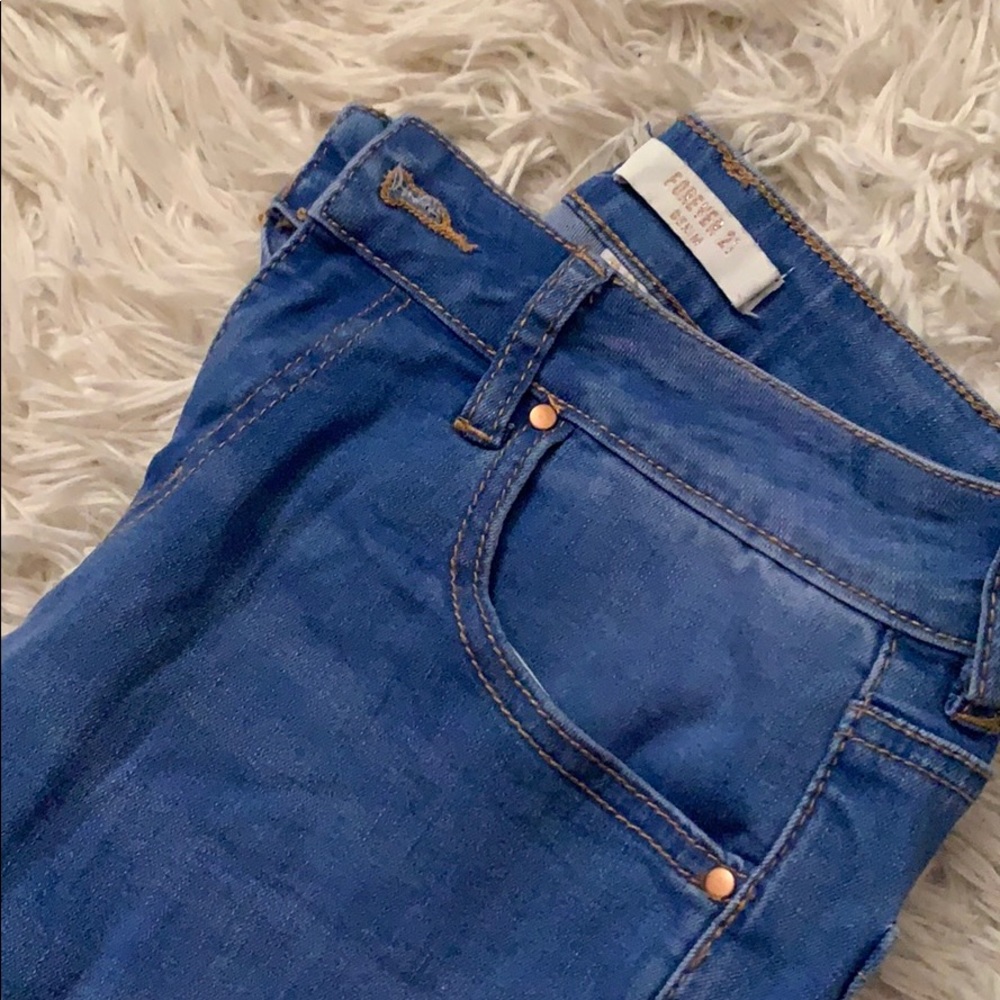 Jeans - Picture 2 of 4